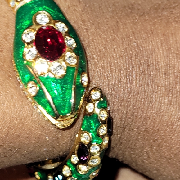 Kenneth Jay Lane Enamel Snake Bracelet - Picture 3 of 10